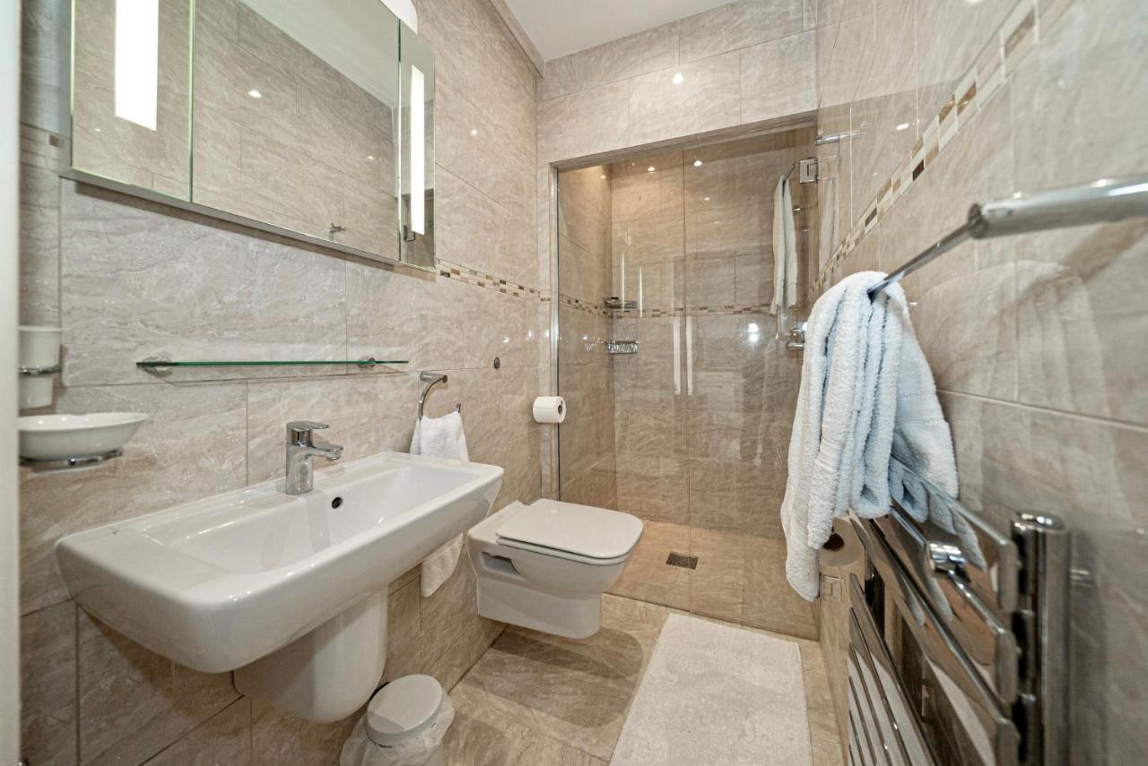 Serviced Apartments Маклсфилд Экстерьер фото